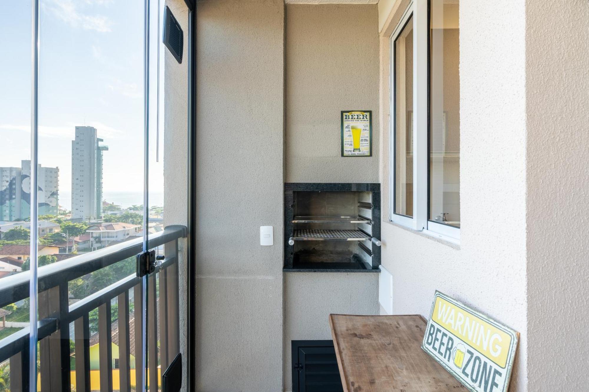 Apartamentos Completos A 15Min Beto Carreiro Com Wi-Fi Churrasqueira Em Condominio Com Piscina Portaria 24H Ideal Para Familia Piçarras Habitación foto
