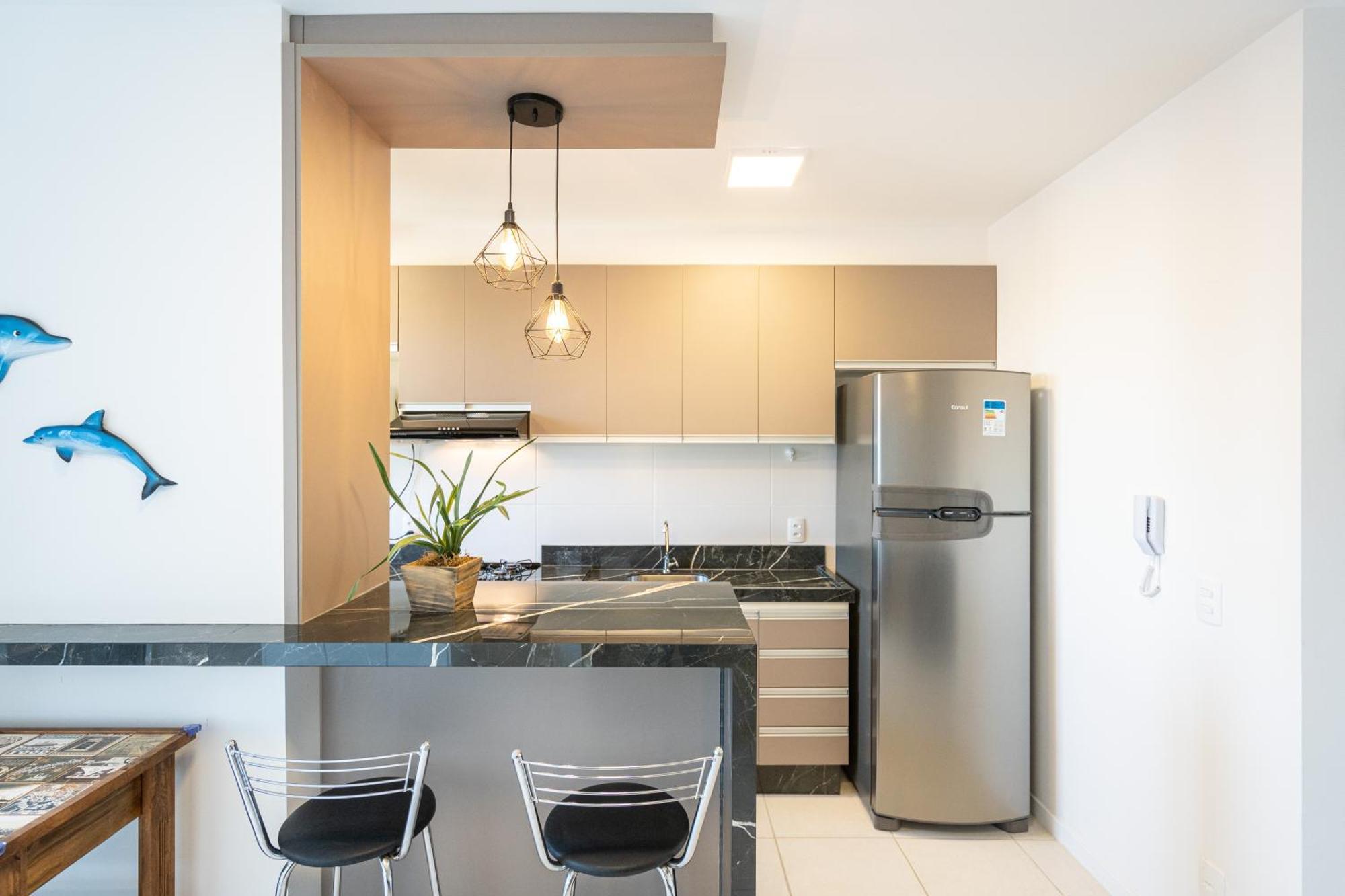 Apartamentos Completos A 15Min Beto Carreiro Com Wi-Fi Churrasqueira Em Condominio Com Piscina Portaria 24H Ideal Para Familia Piçarras Habitación foto